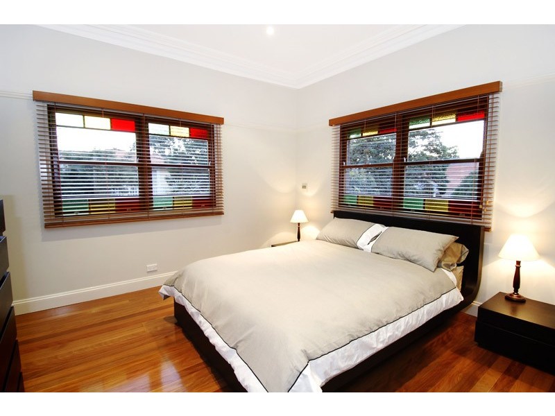 27  Noble Street, Rodd Point NSW 2046