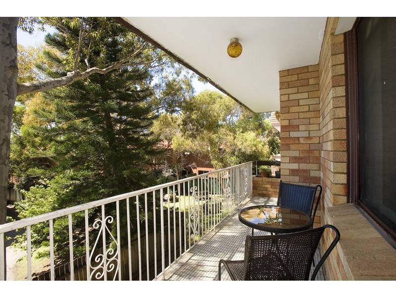 1/96  Hampden Road, Russell Lea NSW 2046