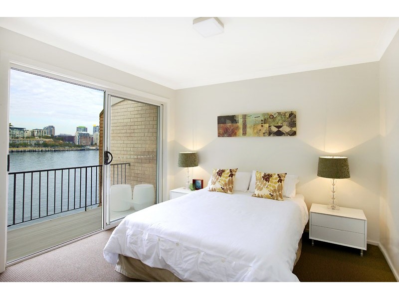 18/14  Hosking Street, Balmain East NSW 2041