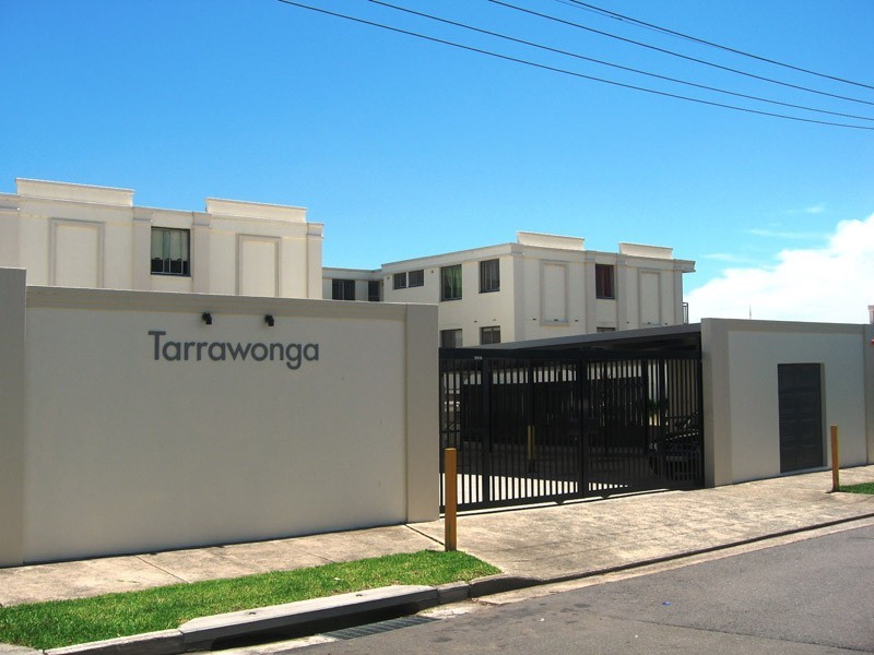 27/10  Gow Street, Balmain NSW 2041