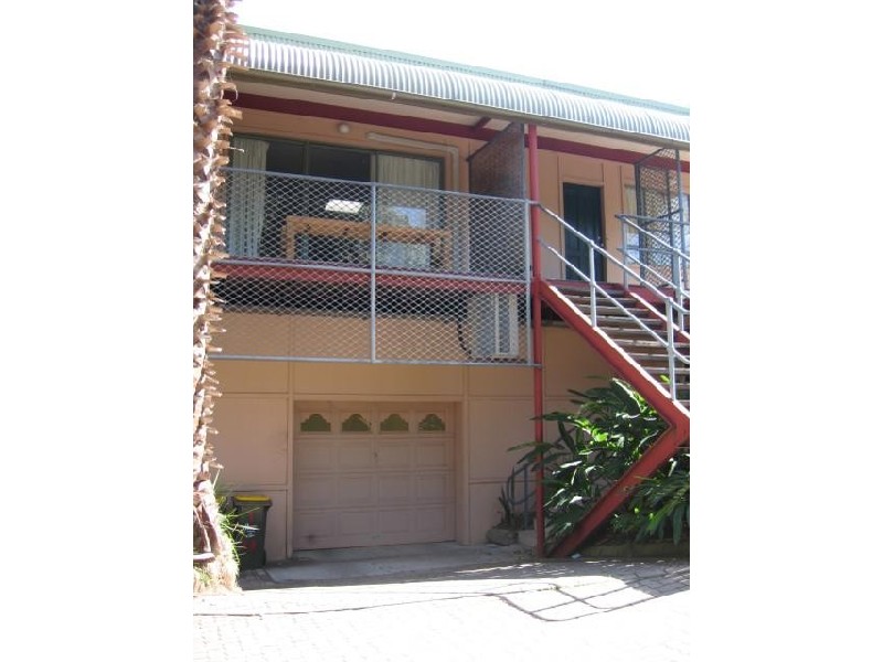 2/23  Reynolds Street, Balmain NSW 2041