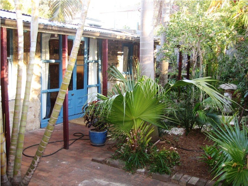2  Charles Street, Balmain NSW 2041