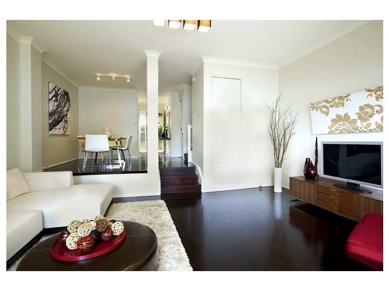 18/14  Hosking Street, Balmain East NSW 2041