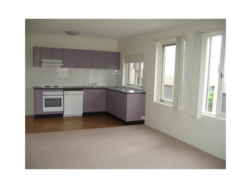 2/39  Mckell Street, Birchgrove NSW 2041