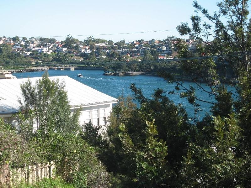 11/2-4  Clifton Street, Balmain East NSW 2041