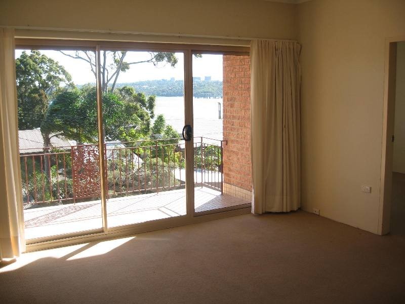 11/2-4  Clifton Street, Balmain East NSW 2041