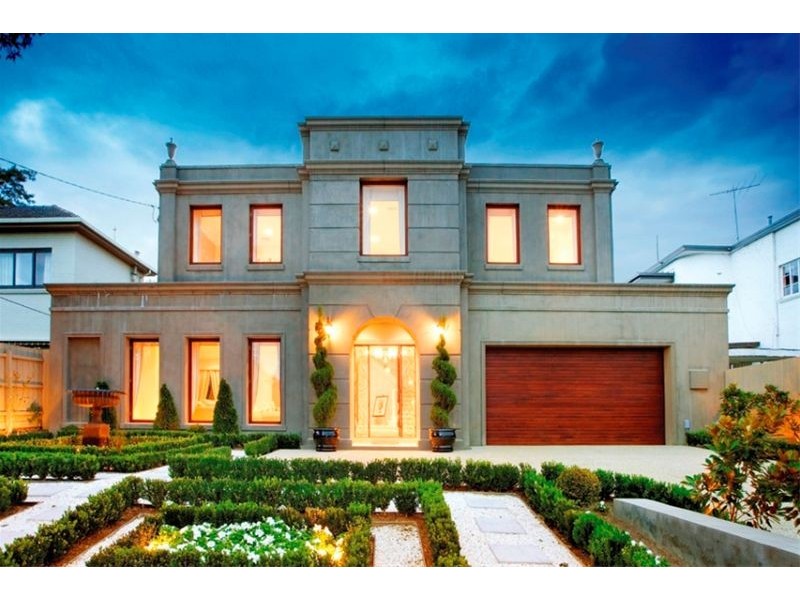 10  The Boulevard, Balwyn North VIC 3104