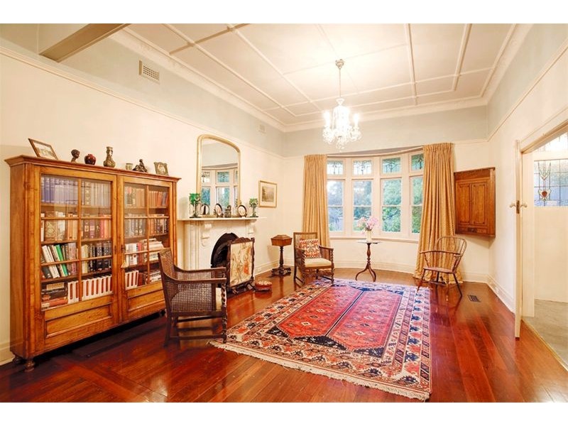 26  Mangarra Road, Canterbury VIC 3126