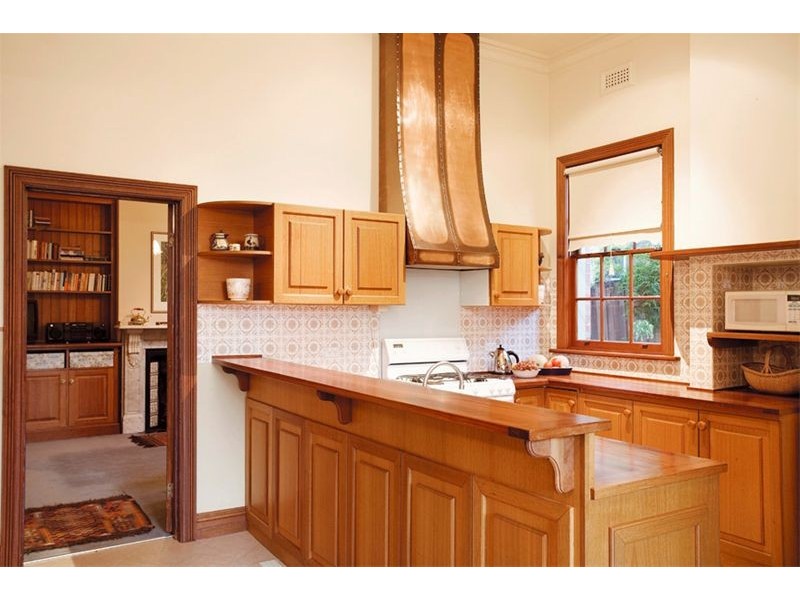 26  Mangarra Road, Canterbury VIC 3126