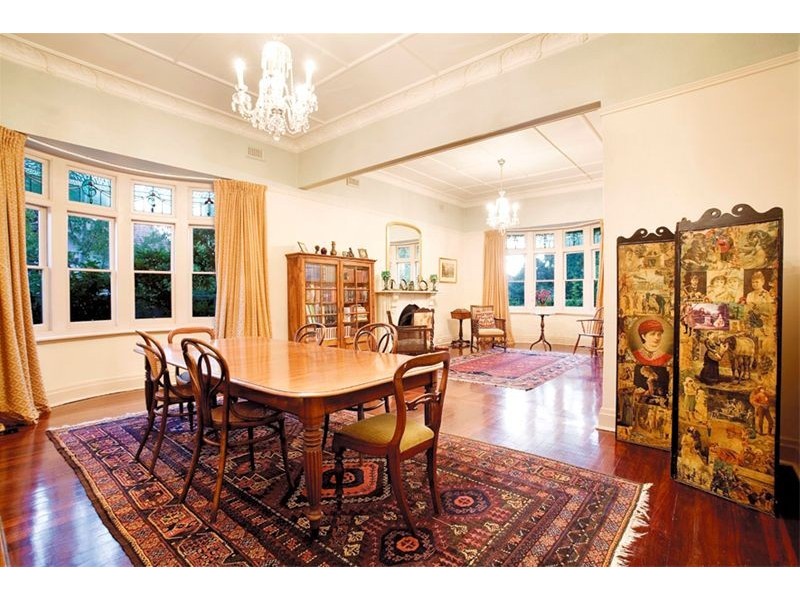 26  Mangarra Road, Canterbury VIC 3126