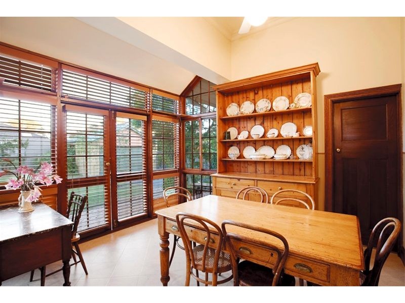 26  Mangarra Road, Canterbury VIC 3126