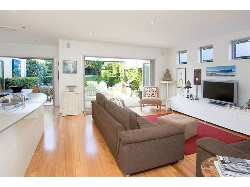 10a North Avalon Road, Avalon NSW 2107