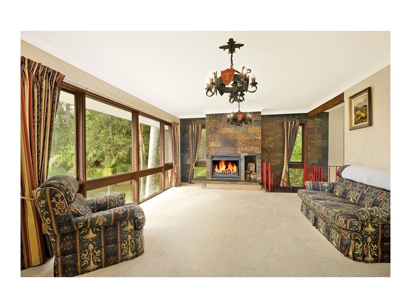 16 Dress Circle Road, Avalon NSW 2107