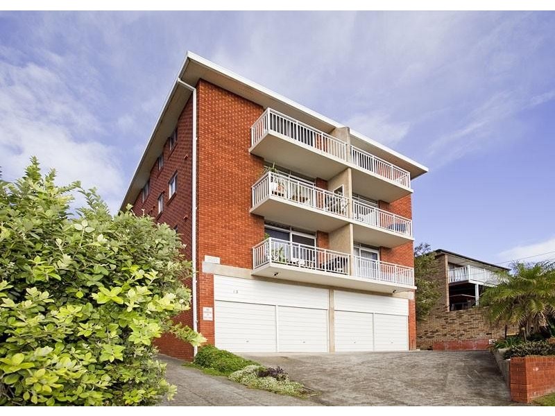 9/13 Darley Street East, Mona Vale NSW 2103