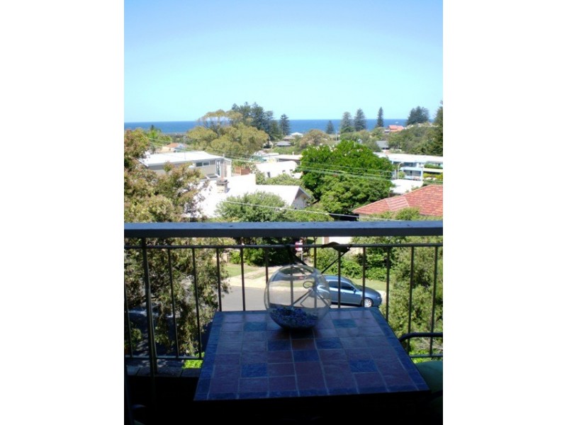 4 /16 Seaview Avenue, Newport NSW 2106