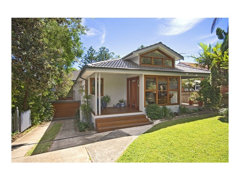 17 Watkins Road, Avalon NSW 2107