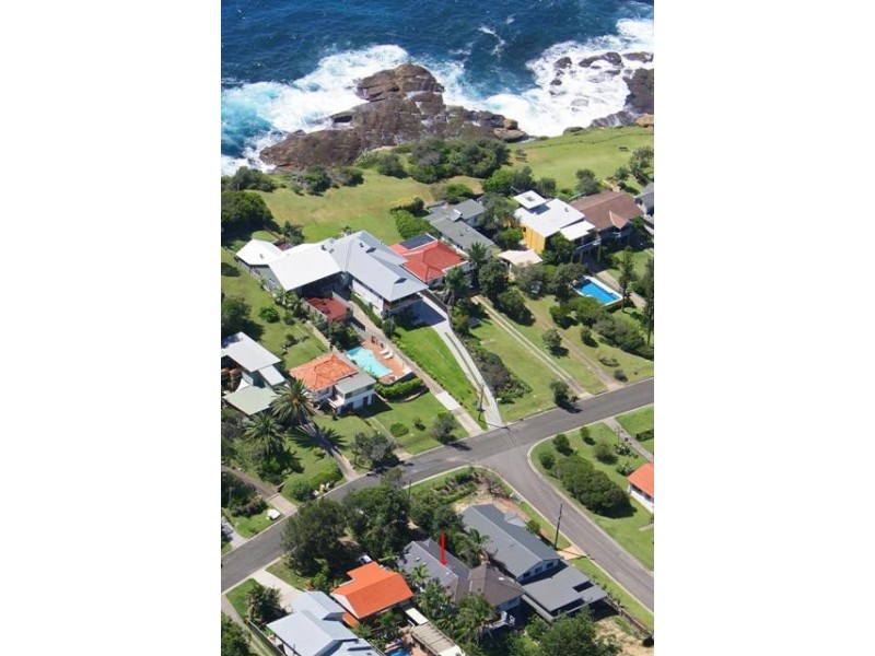17 Watkins Road, Avalon NSW 2107