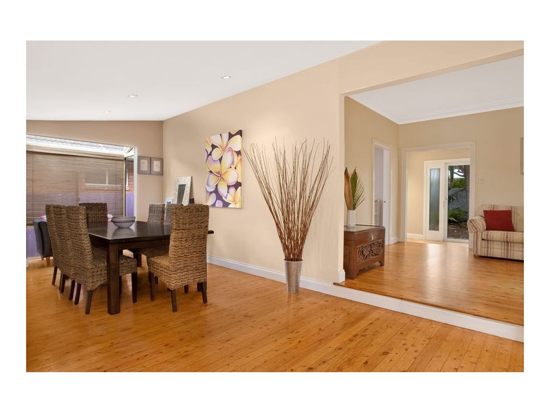 16 Wollstonecraft Avenue, Avalon NSW 2107