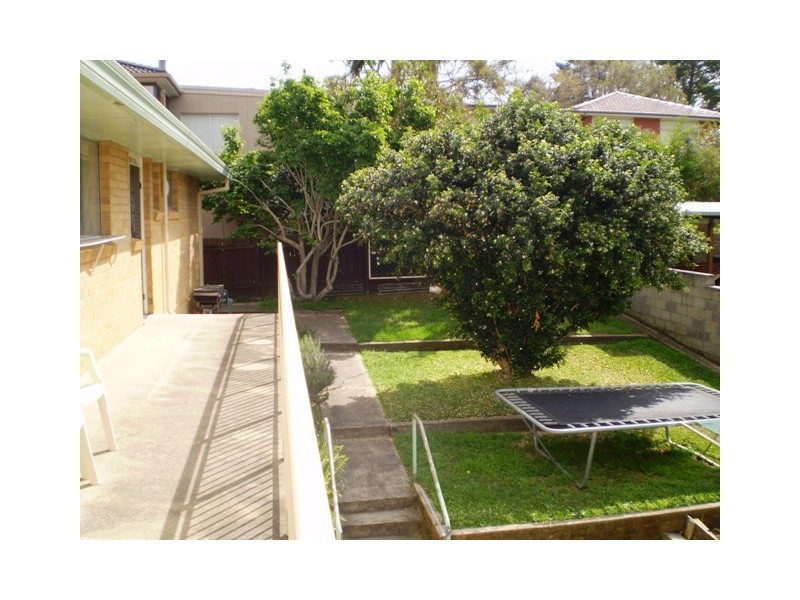 16 Brinawa Street, Mona Vale NSW 2103