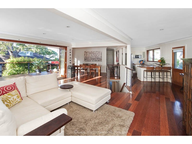 77 Plateau Road, Bilgola NSW 2107