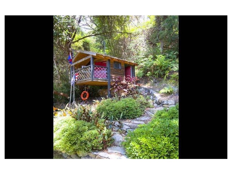 8 Corniche Road, Church Point NSW 2105