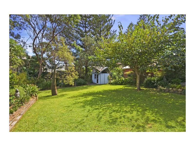 17 Watkins Road, Avalon NSW 2107