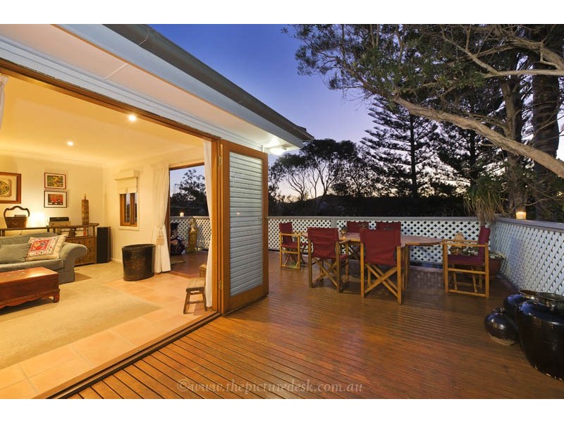 17 Watkins Road, Avalon NSW 2107