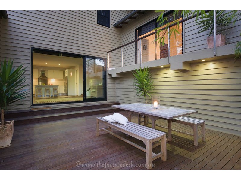 22 Cannes Drive (access via Net Rd), Avalon NSW 2107