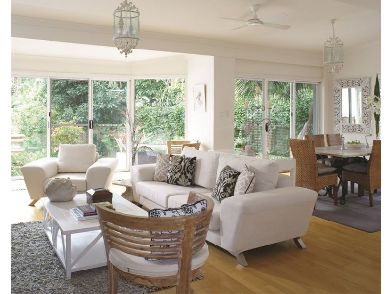 2 Wollstonecraft Avenue, Avalon NSW 2107