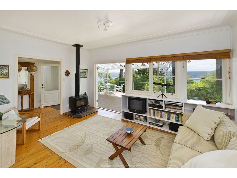 11 Hilltop Road, Avalon NSW 2107