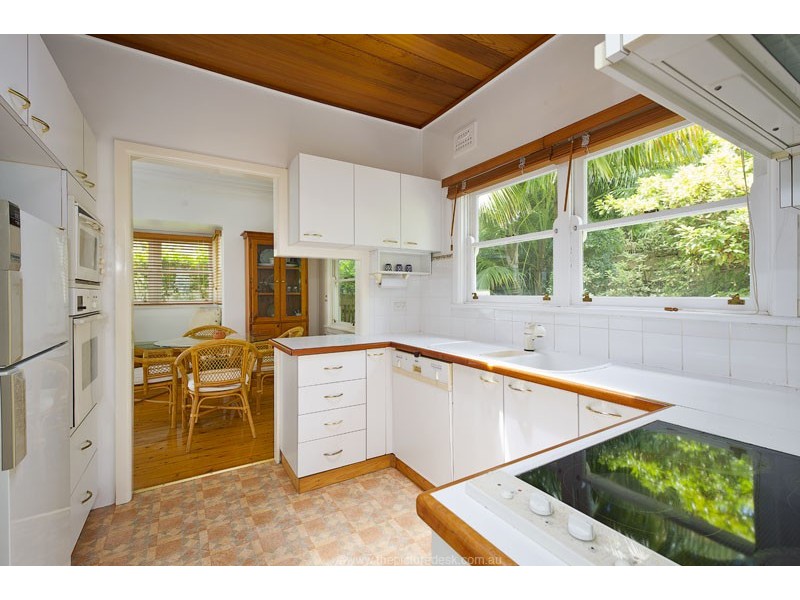 11 Hilltop Road, Avalon NSW 2107