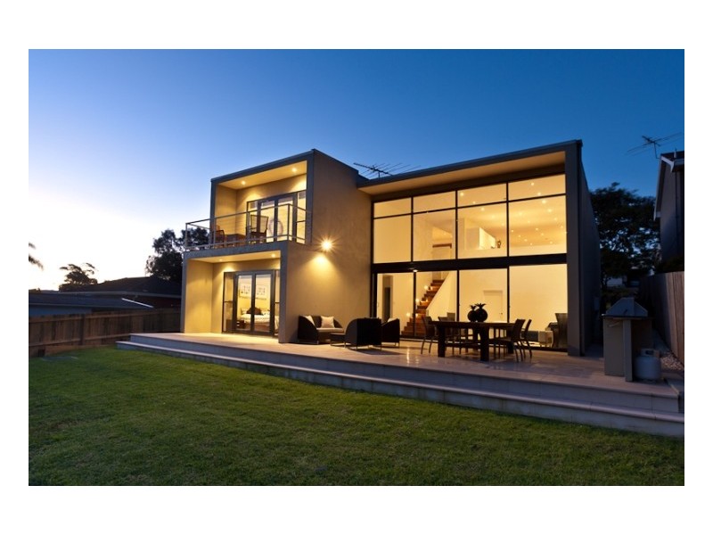 11 Milga Road, Avalon NSW 2107