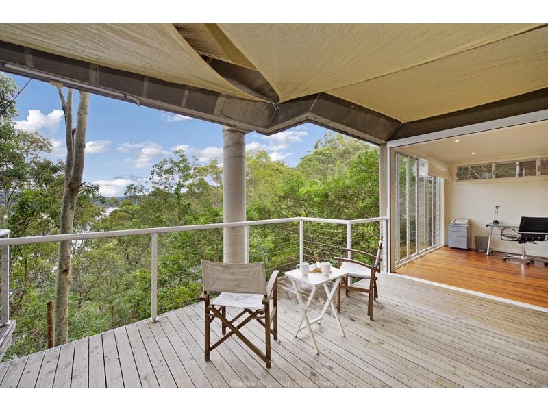 275 Hudson Parade (off Georgia Lee Place private road), Avalon NSW 2107