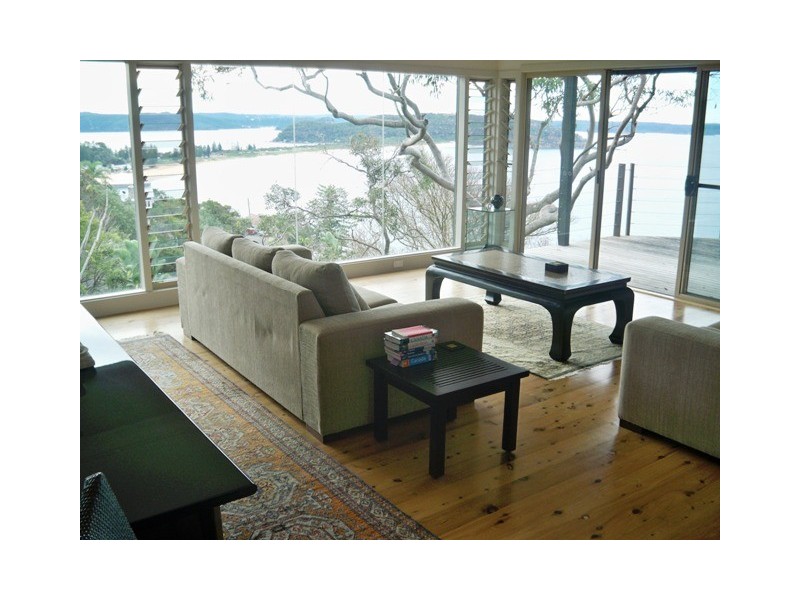 6 Rock Bath Road (off Pacific Road), Palm Beach NSW 2108