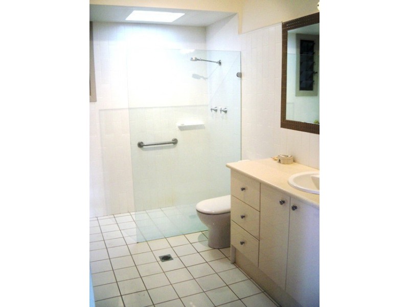 6 Rock Bath Road (off Pacific Road), Palm Beach NSW 2108