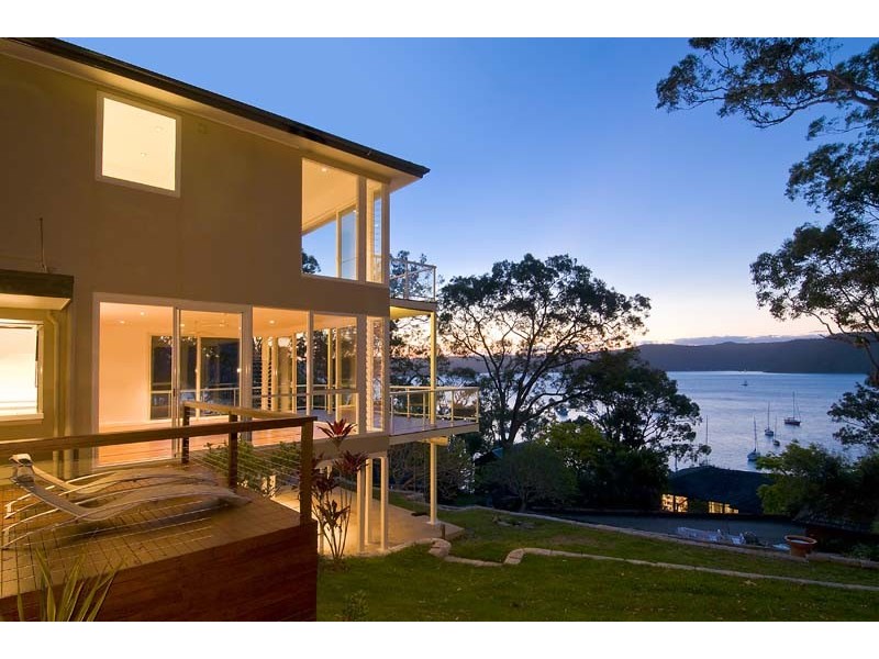 12 Paradise Avenue, Clareville NSW 2107