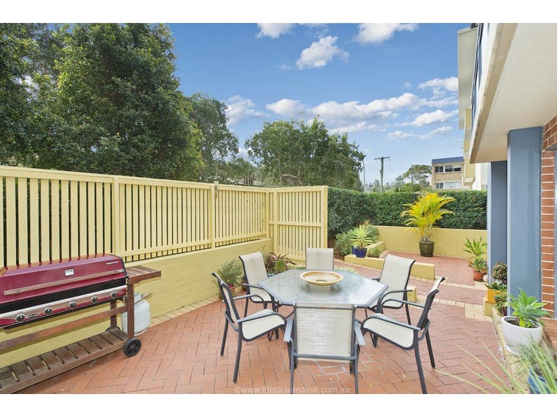 1/49-51 foamcrest avenue, Newport NSW 2106