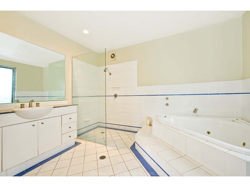 242 Hudson Parade, Avalon NSW 2107