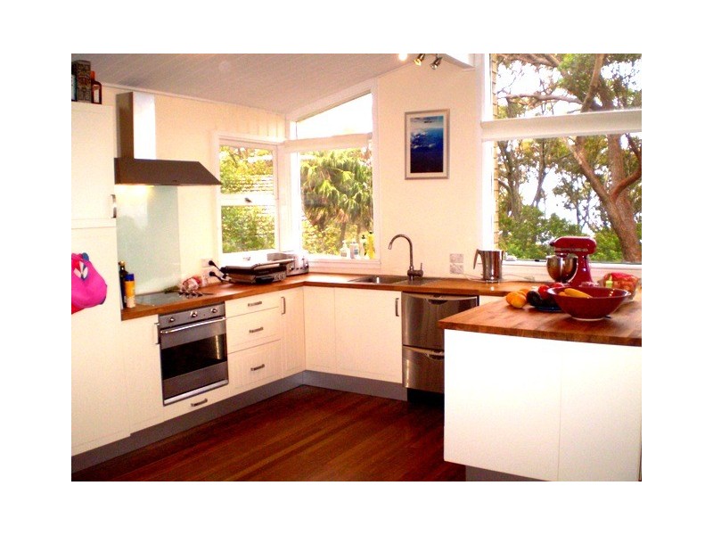 1 Raymond Road, Bilgola NSW 2107