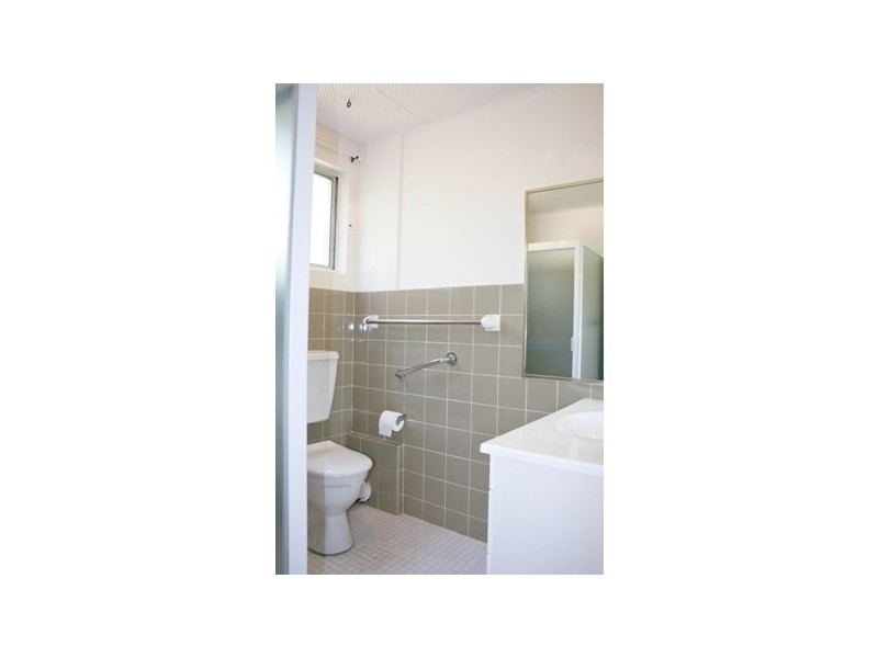 4/3 livingstone street, Newport NSW 2106