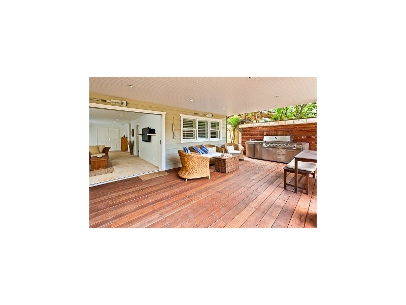 13 elaine avenue, Avalon NSW 2107