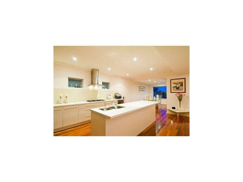 122 irrubel road, Newport NSW 2106