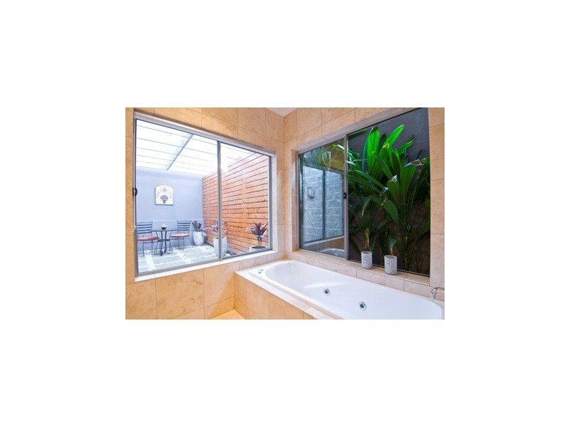 122 irrubel road, Newport NSW 2106