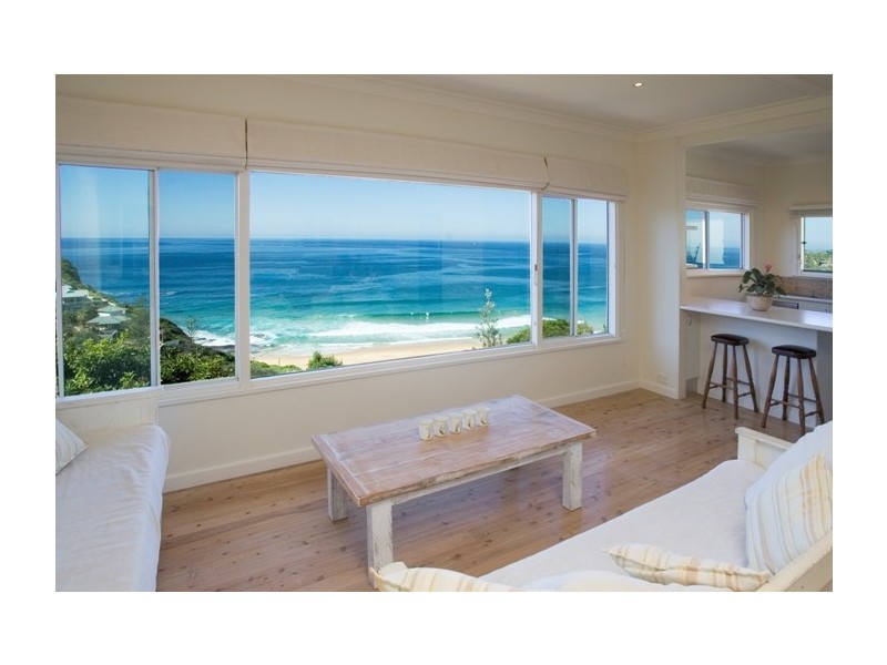 31 Karloo Parade Bungan Beach, Newport NSW 2106
