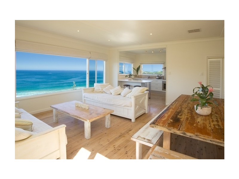 31 Karloo Parade Bungan Beach, Newport NSW 2106