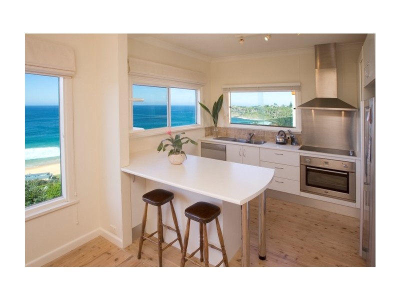 31 Karloo Parade Bungan Beach, Newport NSW 2106