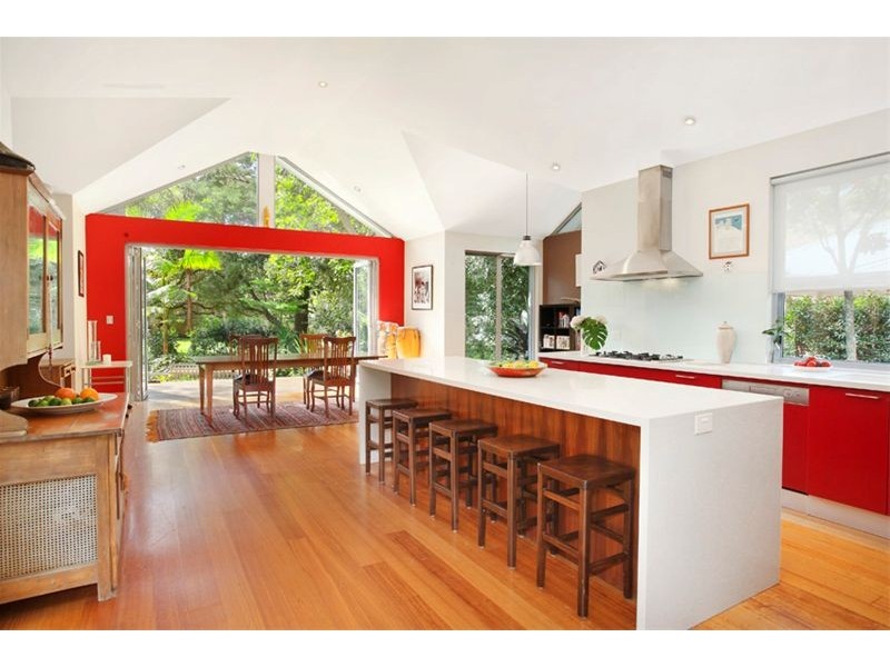 24 Wollstonecraft Avenue, Avalon NSW 2107