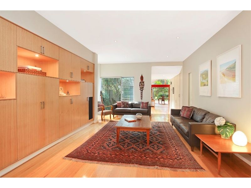 24 Wollstonecraft Avenue, Avalon NSW 2107