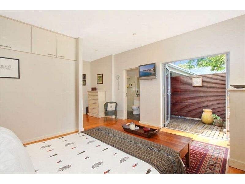 24 Wollstonecraft Avenue, Avalon NSW 2107