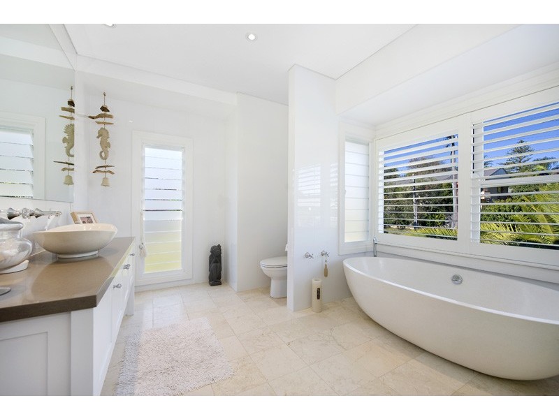 30 Binburra Avenue, Avalon NSW 2107